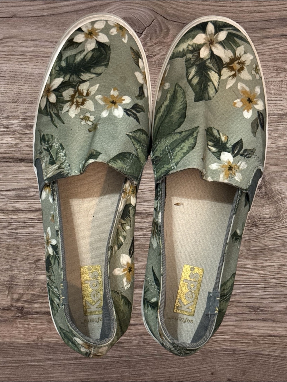 Keds Women’s Green Floral Slip-On Sneakers